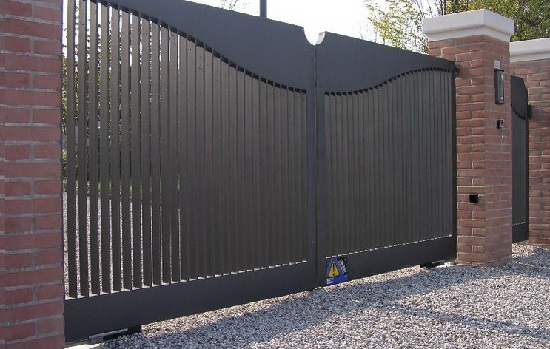 Купить новые ворота Абакан откатные в Партизанске по цене от 81217 руб